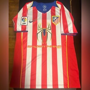 2004/05 Atletico Madrid Home Kit w/ Torres #9